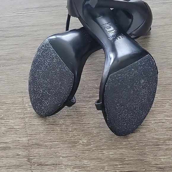 STUART WEITZMAN Nudistsong Black Lesther  Sandal - Picture 10 of 10